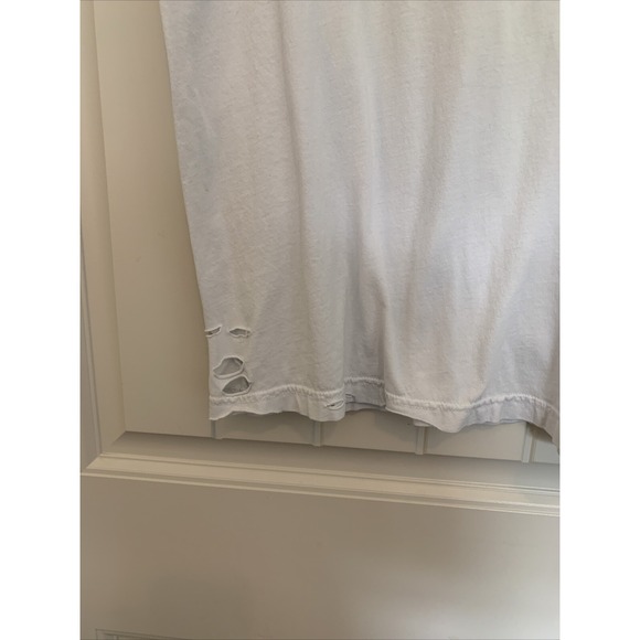 Lulusimonstudio Small Distressed Sea Shell White T Shirt - Picture 8 of 16